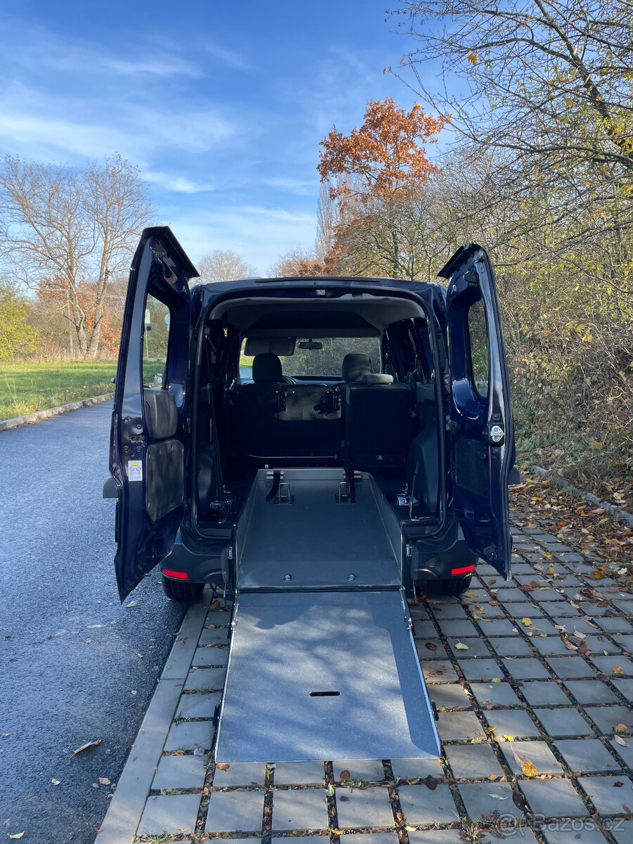 Dacia Dokker: rampa pro převoz vozíčkáře