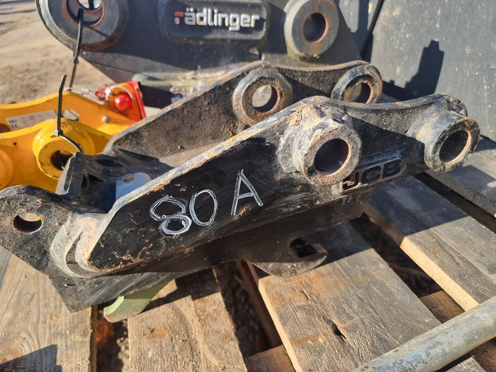 Hydraulické rychloupínače na 1,9 - 10t JCB stroje