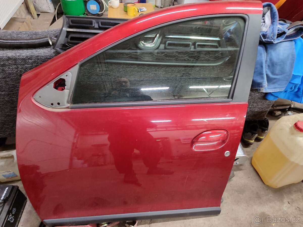 Dacia Sandero Logan 2 II dveře přední zadní různé barvy