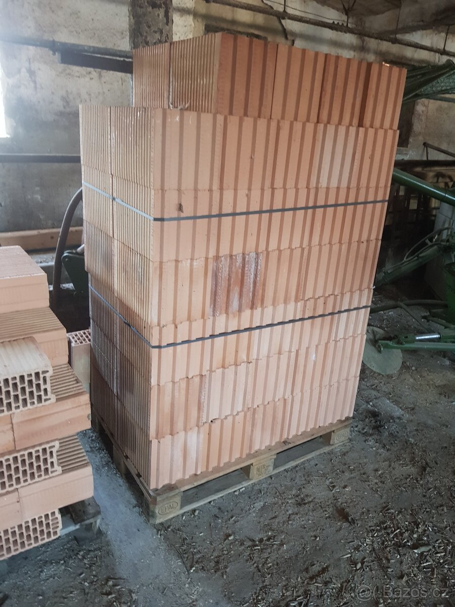 Broušené cihly Porotherm Profi 24