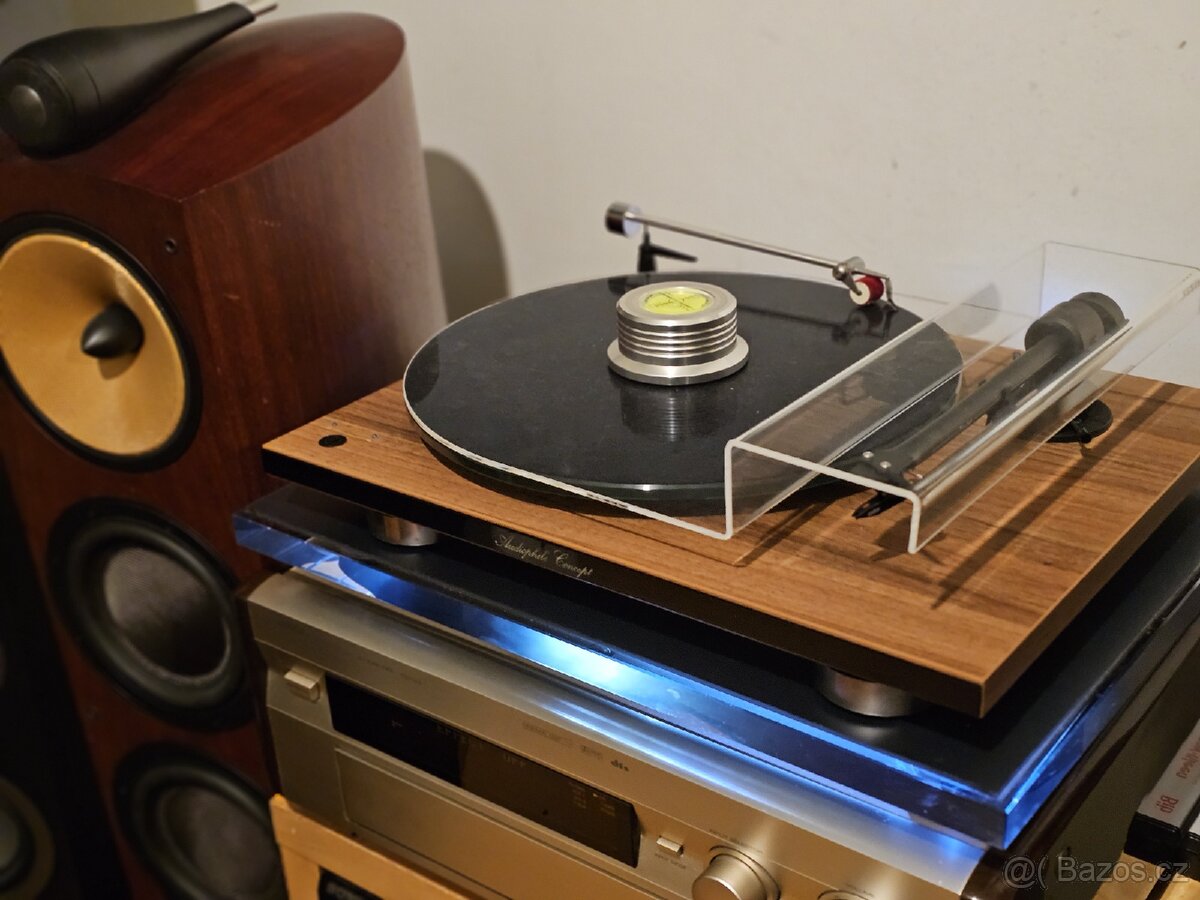 SLEVA 50% Gramofon roku 2021 ProJect T1 phono SB walnut