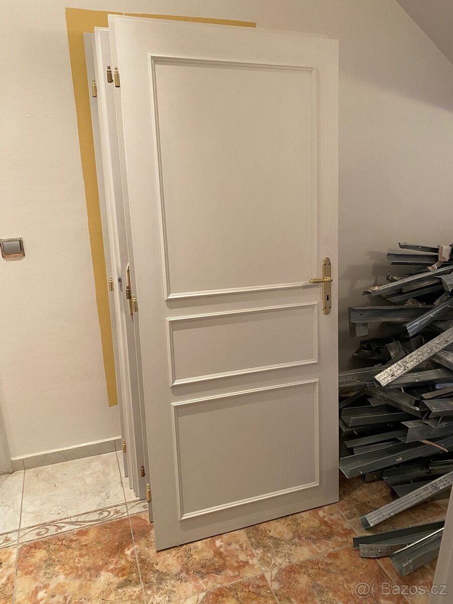 Kazetové dřevěné dveře