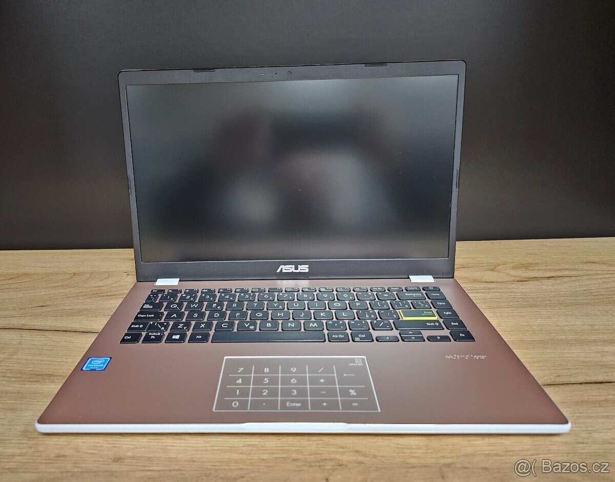 Notebook Asus EKO15T