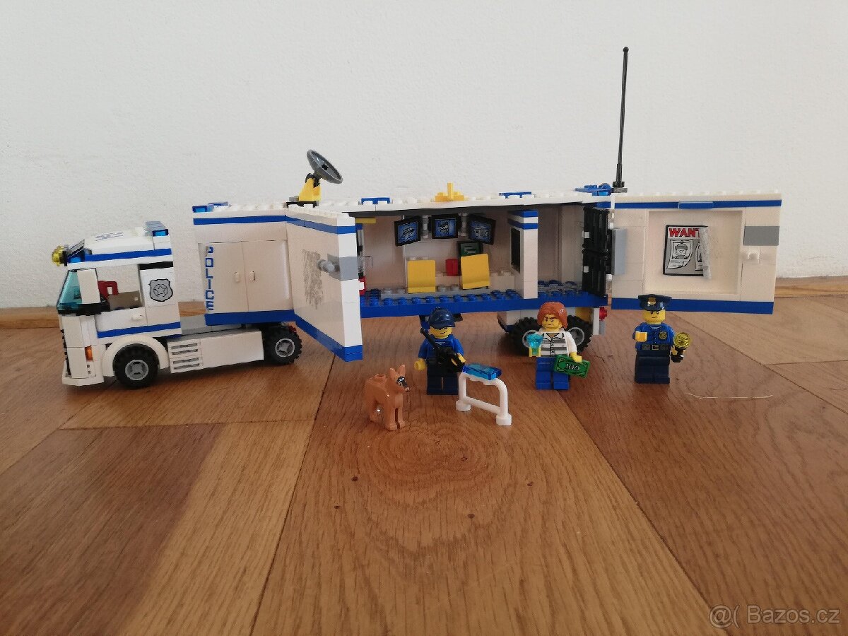 Lego policejní kamion 60044