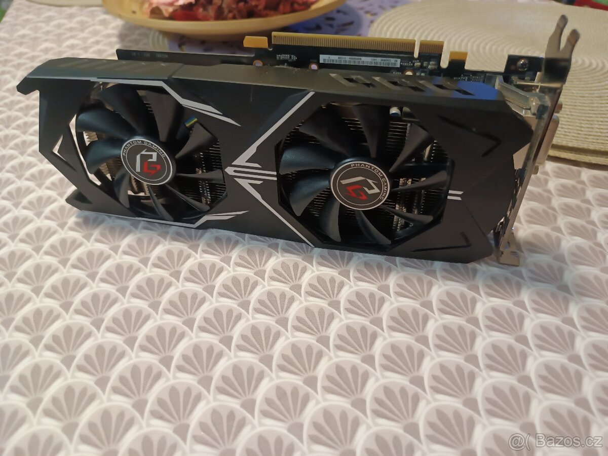 Grafická karta Radeon RX 570