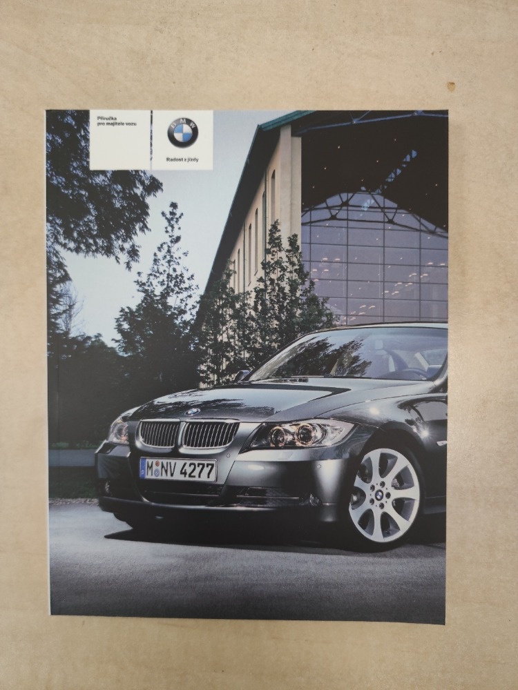 BMW e92 e93 320d 330d 330i 320i 325 330xd cz kniha