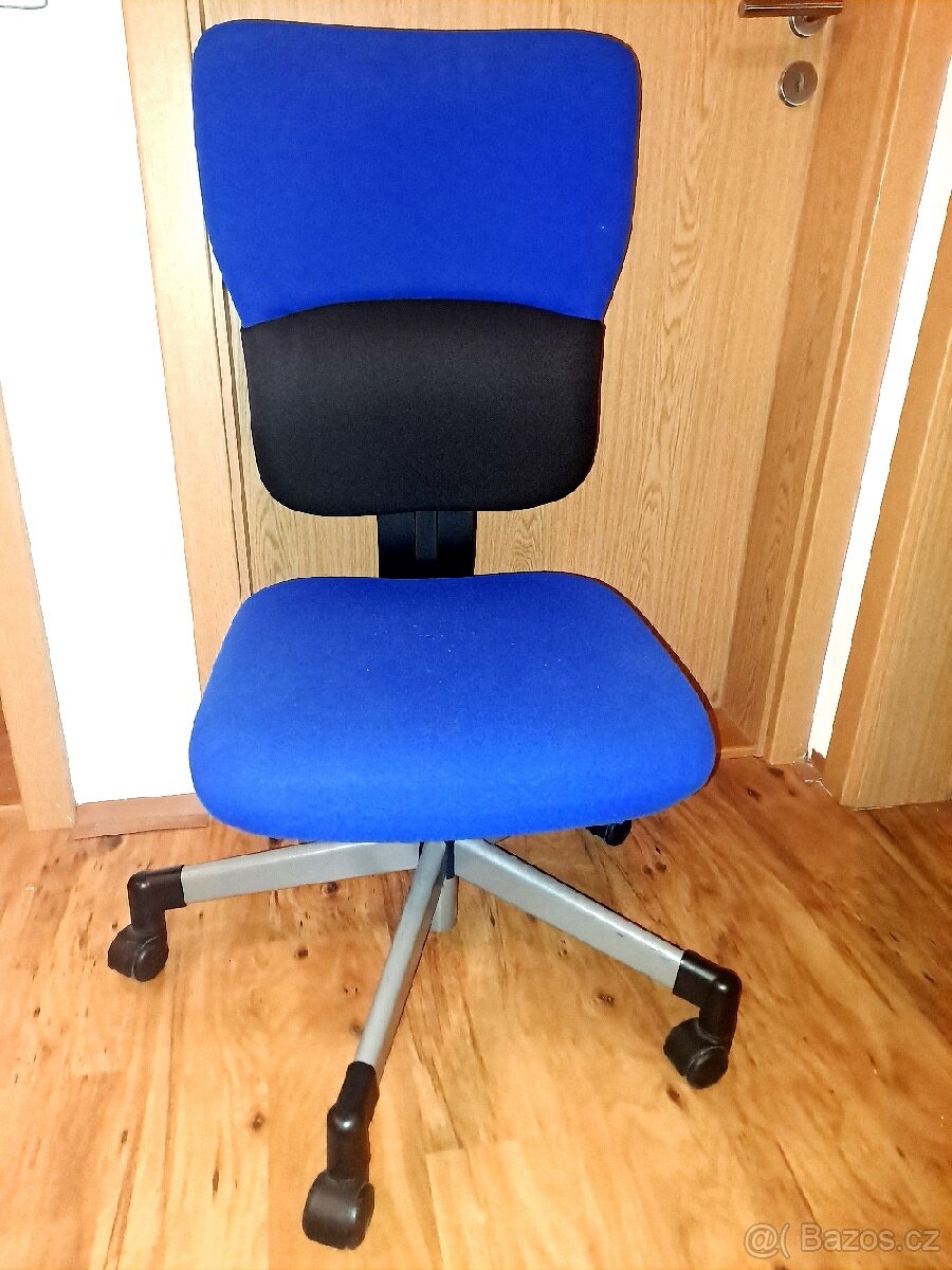 2x Kancelářská židle Steelcase