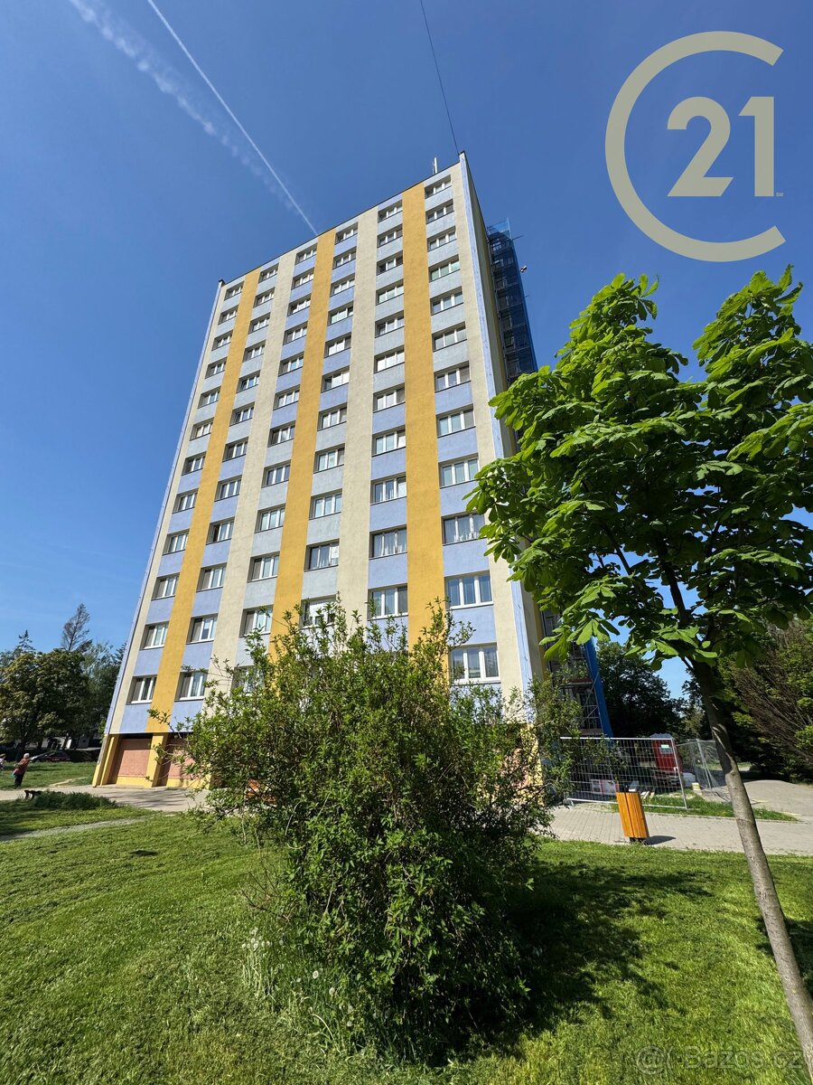 Prodej bytu 3+1 s šatnou, 67 m², Veselí nad Moravou – Hutník