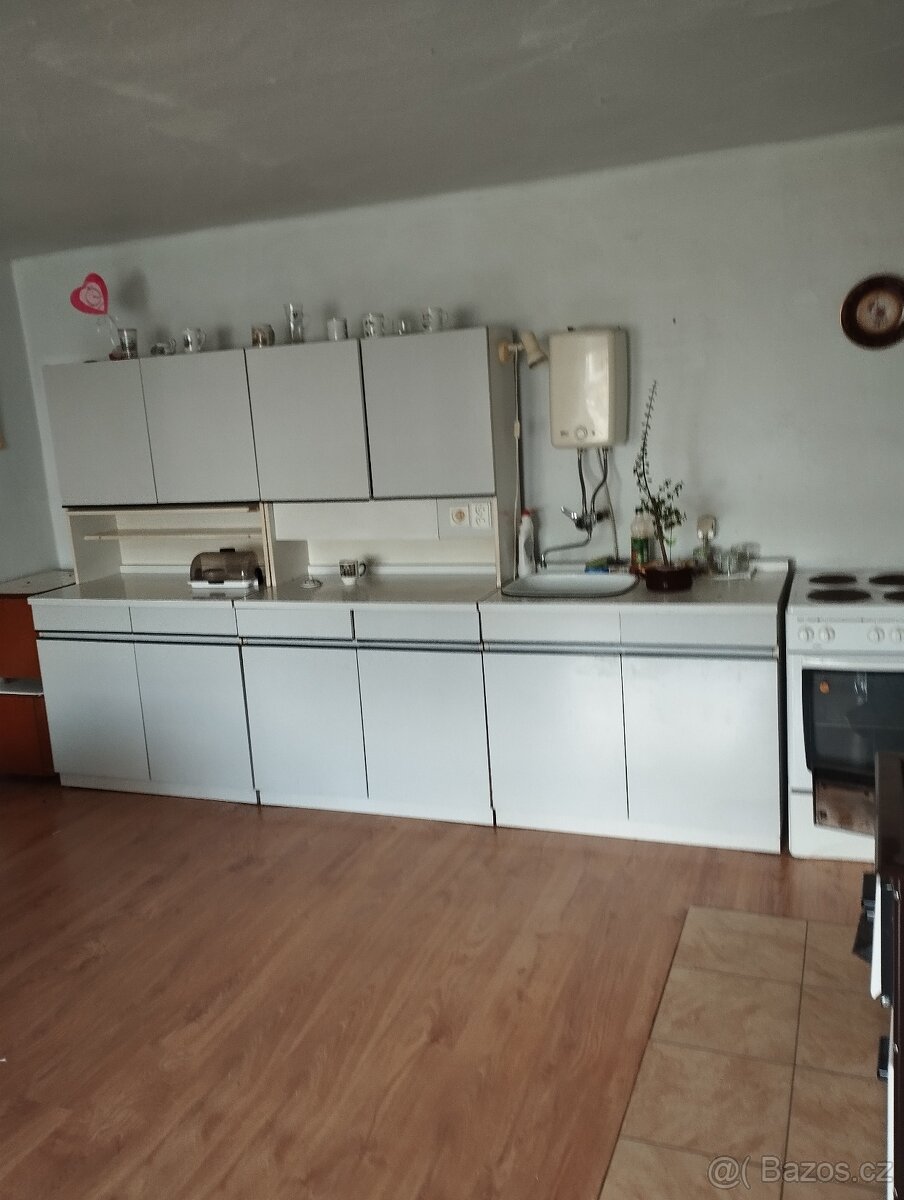 Stěna