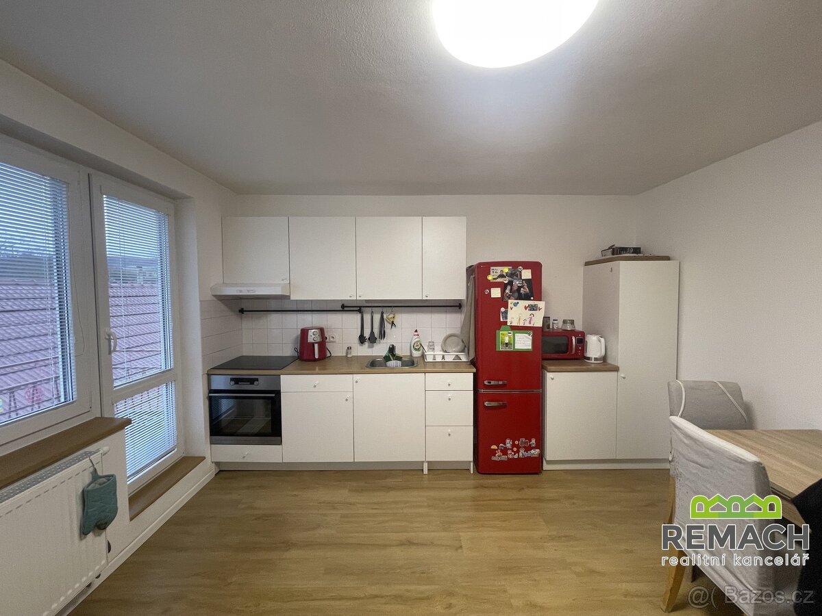 Pronájem, Byty 2+1, 65 m2 - Uherský Brod - Újezdec