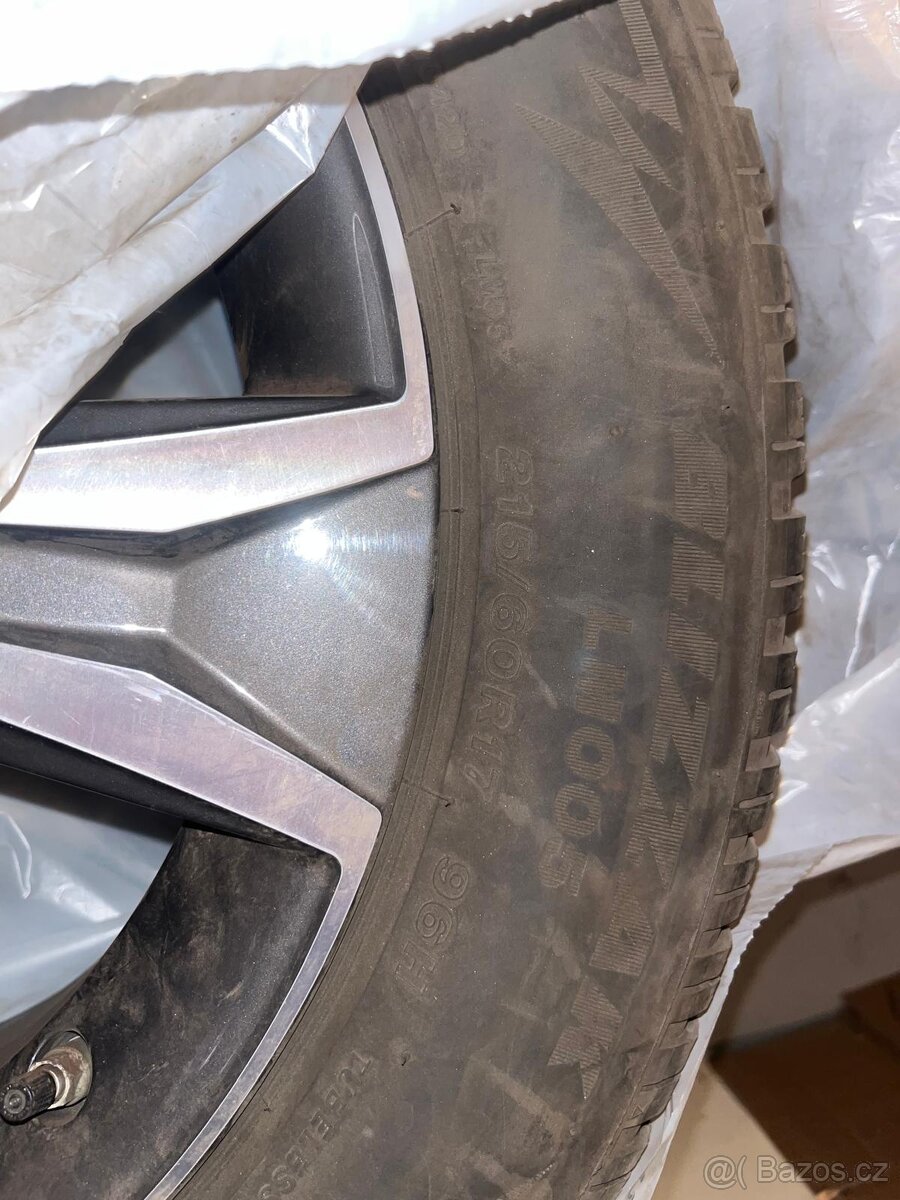 Zimní kola TOYOTA C-HR 17" BRIDGESTONE 215/60R17
