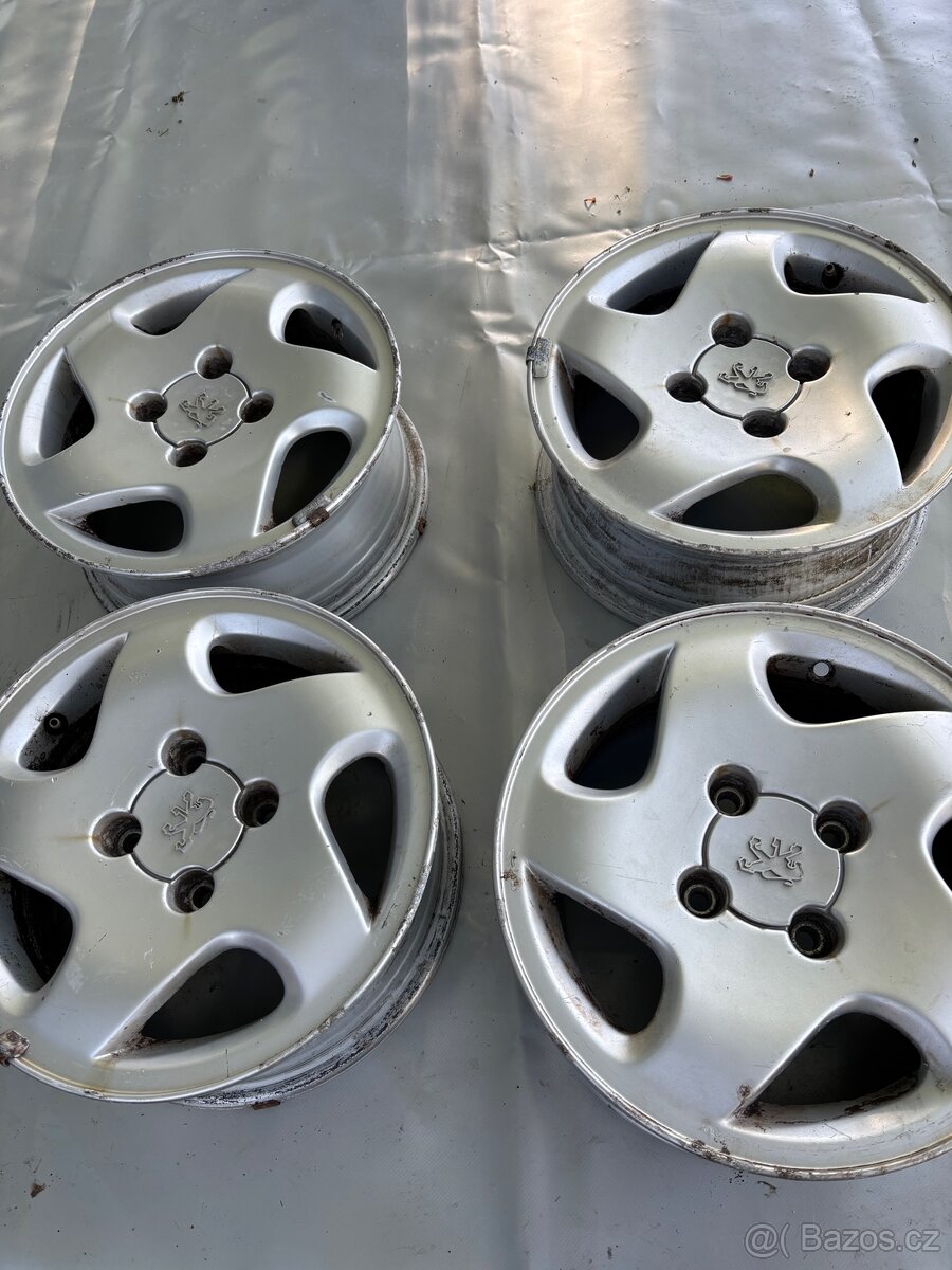 Peugeot 4x108 r13