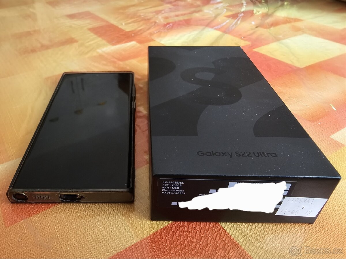 Samsung Galaxy S22 Ultra 256/12 Gb v záruce