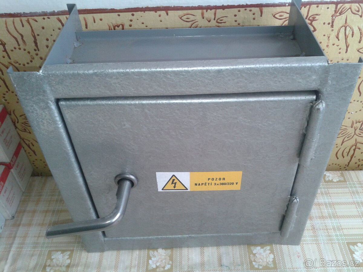 pojistková skříň 3x380/220V