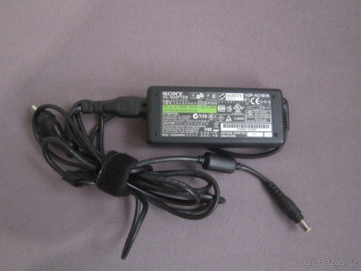 ADAPTÉR SONY VGP-AC16V8