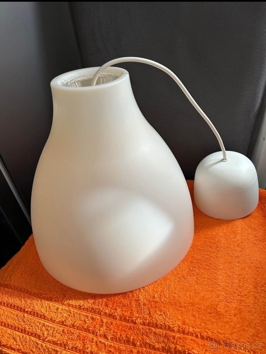 Závěsné svítidlo Melodi Ikea, lustr