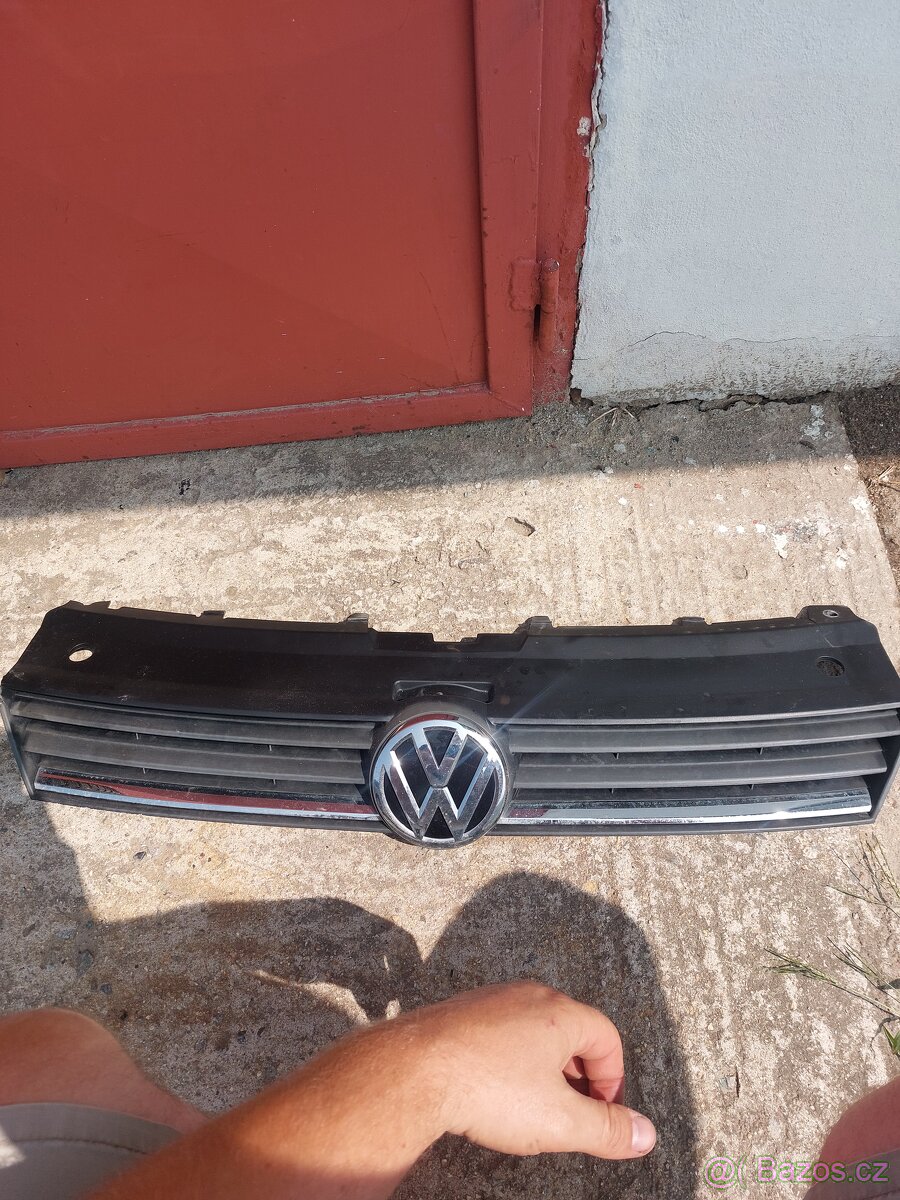 Přední maska vw polo 6r rv 2015