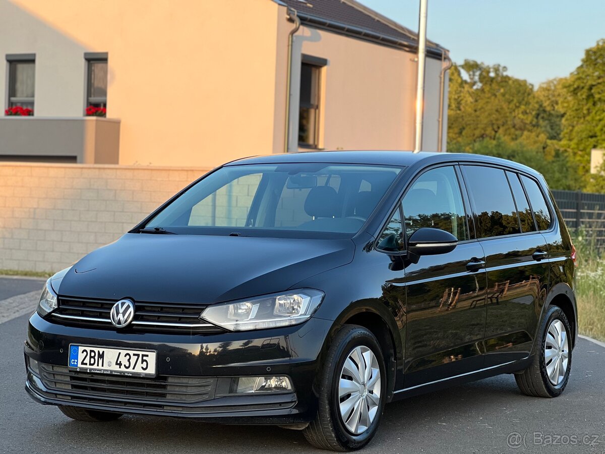 Volkswagen Touran 1.6 TDI, 85 kW, 2016 – 7 míst