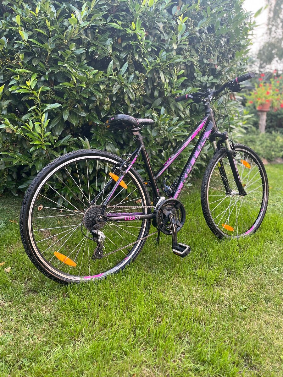 Dámské kolo Kellys Clea 30