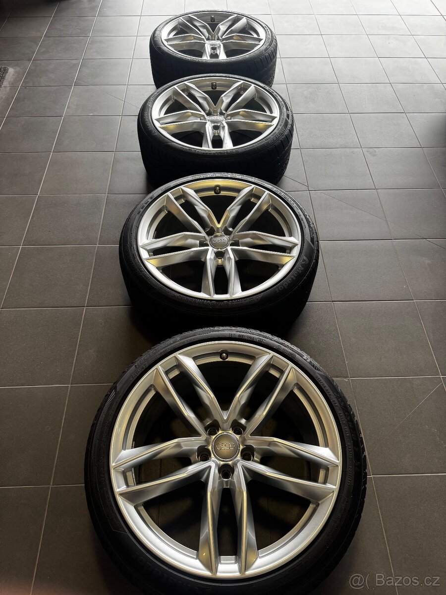 Kovaná kola Audi 20” se zánovními letními pneu 255/35/20