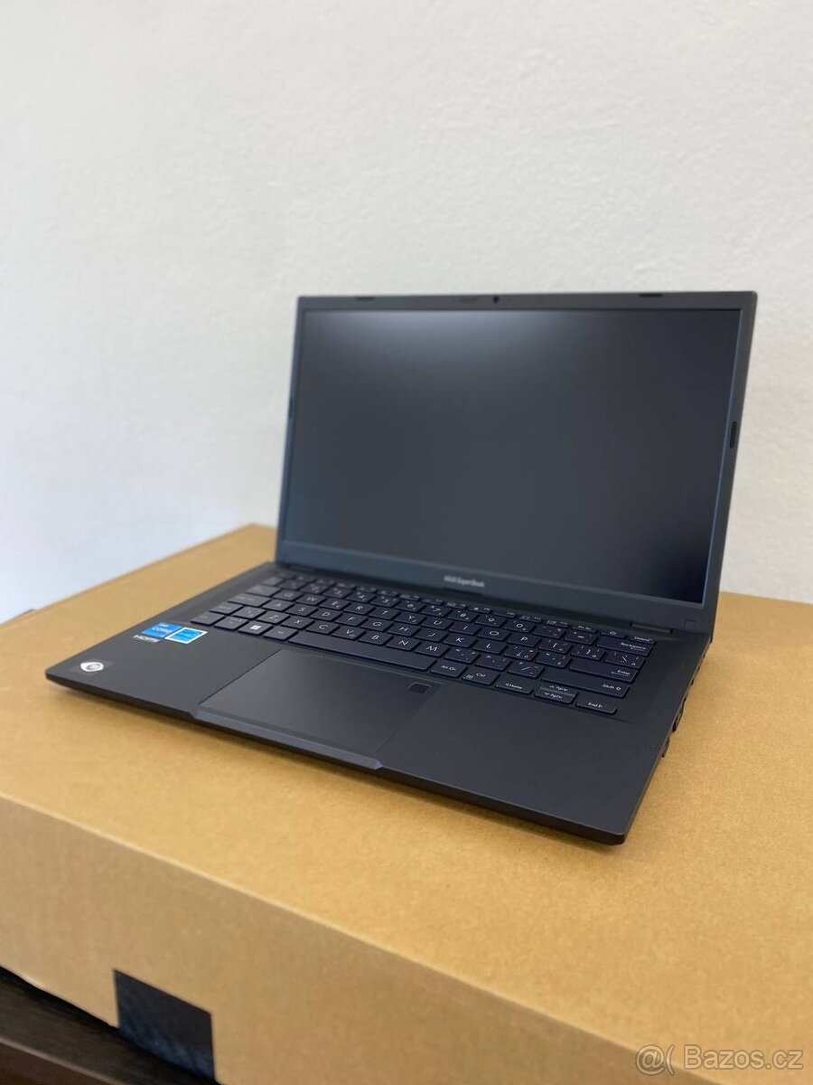 Notebook ASUS ExpertBook - i3/8GB/512GB/WIN11 PRO