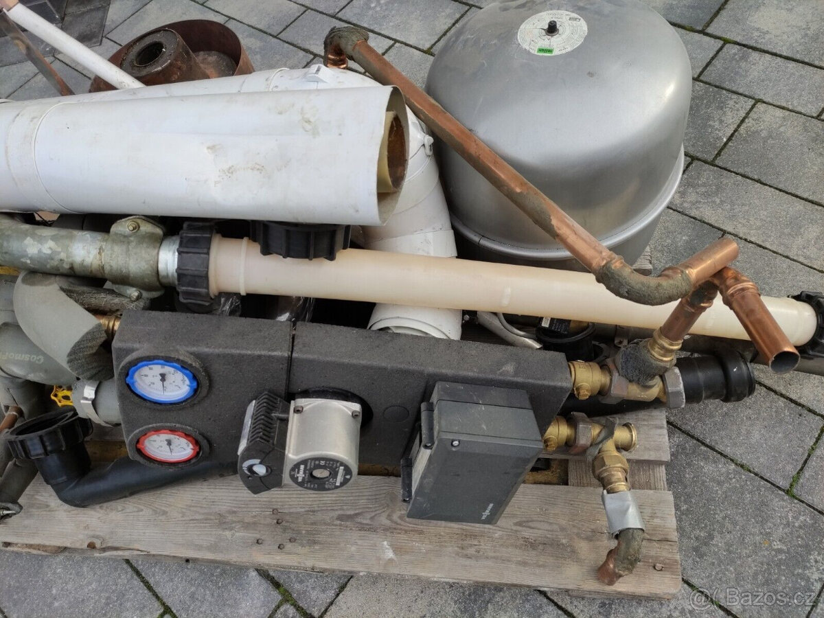 Použité topné těleso Viessmann Vitoladens 300-T Vitocell 300