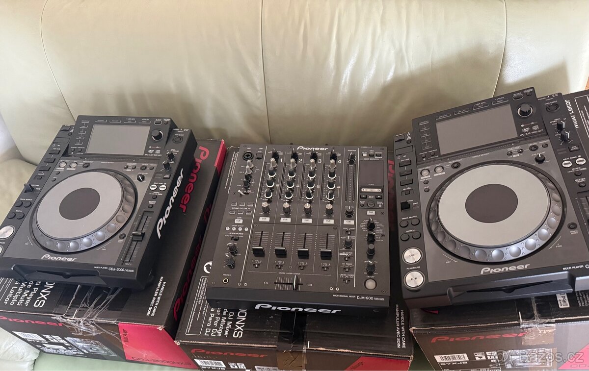 Pioneer cdj 2000 nexus set