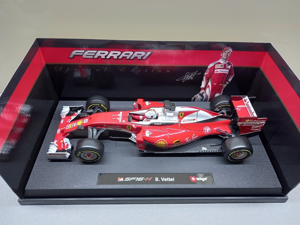 6x F1 FERRARI LECLERC A VETTEL BURAGO 1:18