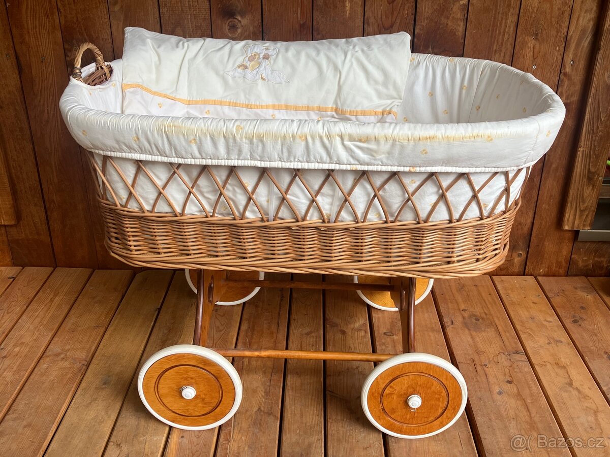 Scarlett prouteny kosik na miminko