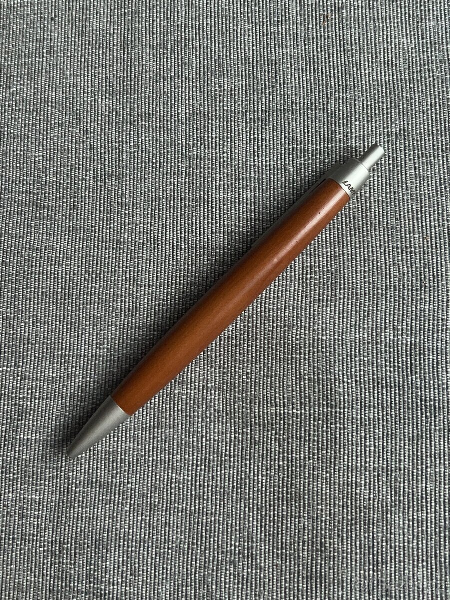 Lamy 2000 Taxus tisové dřevo kuličkové pero