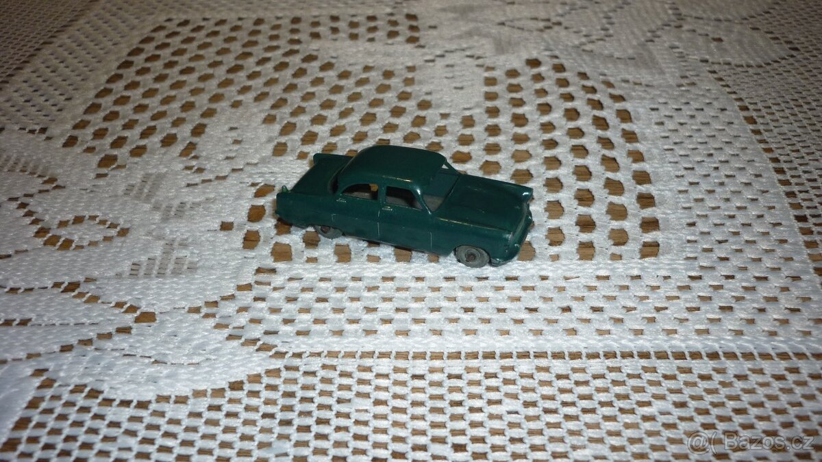 MATCHBOX RW FORD ZODIAC NO 33