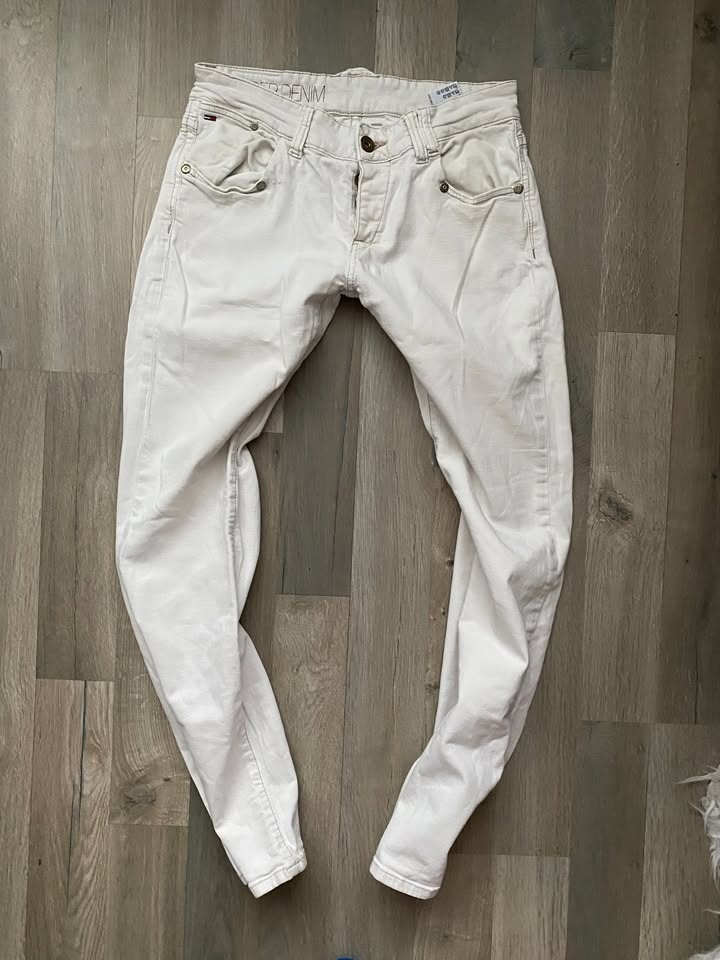 Tommy Hilfiger pánské rifle vel. 32 .