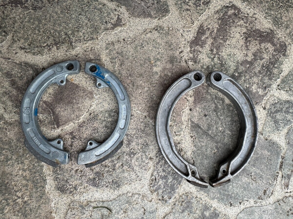 Startovací čelisti, pakny asi Babetta , moped