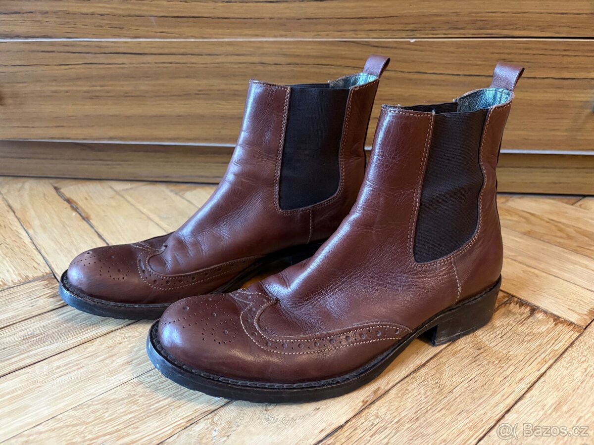 Dámské kožené chelsea boty Baťa (39/40)