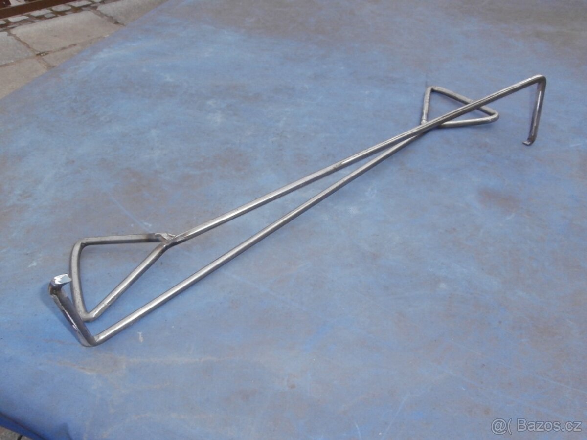 Stěhovací háky a háky na přepravky do obchodu