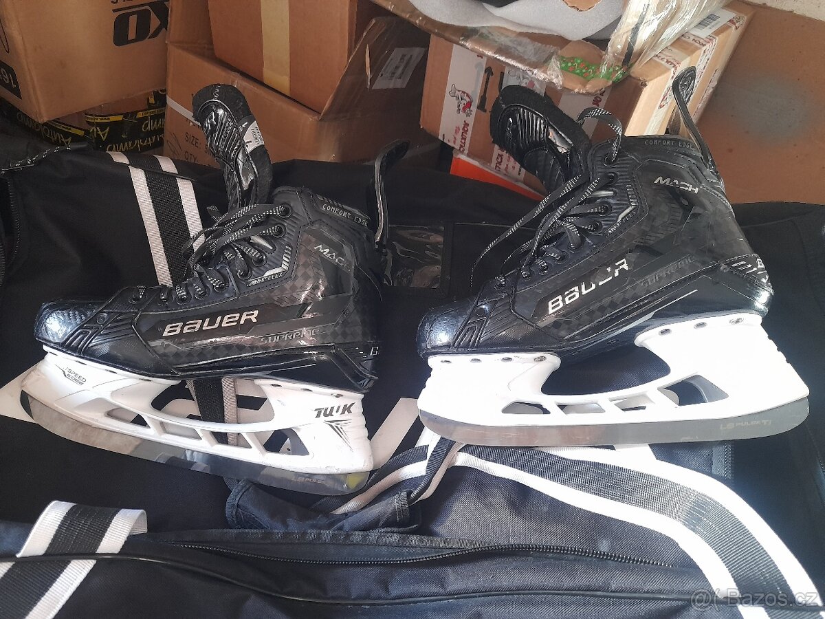 Bauer Supreme Mach.Velikost 7 fit1 SR.