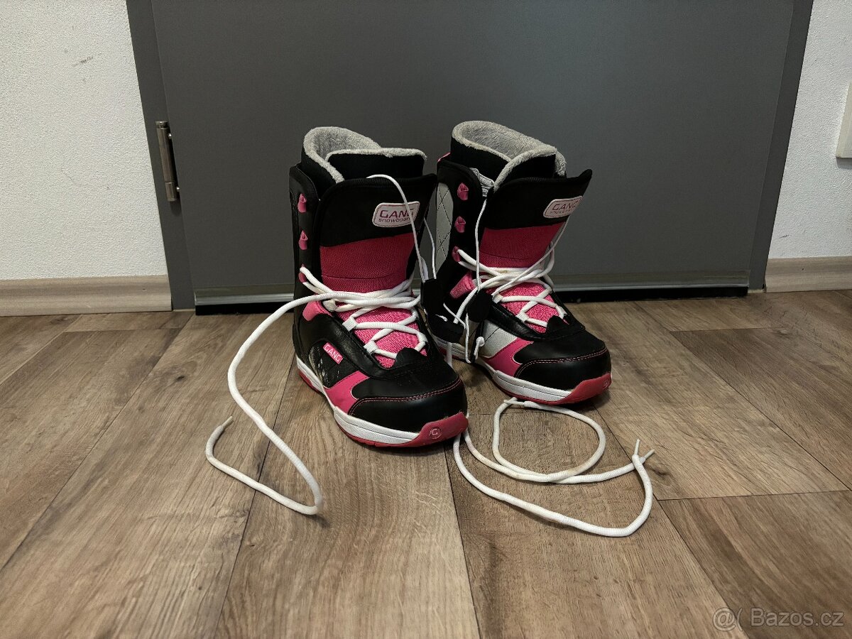 Boty na snowboard veľkosť 37