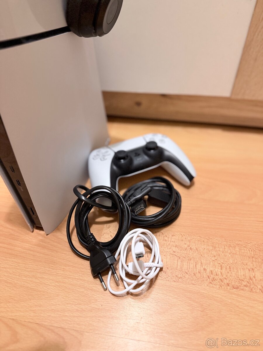 Prodám ps5 bez mechaniky