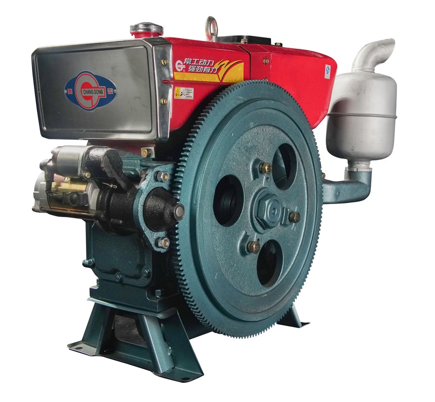 Dieselovy motor 16hp, doprava do CR 90 eur