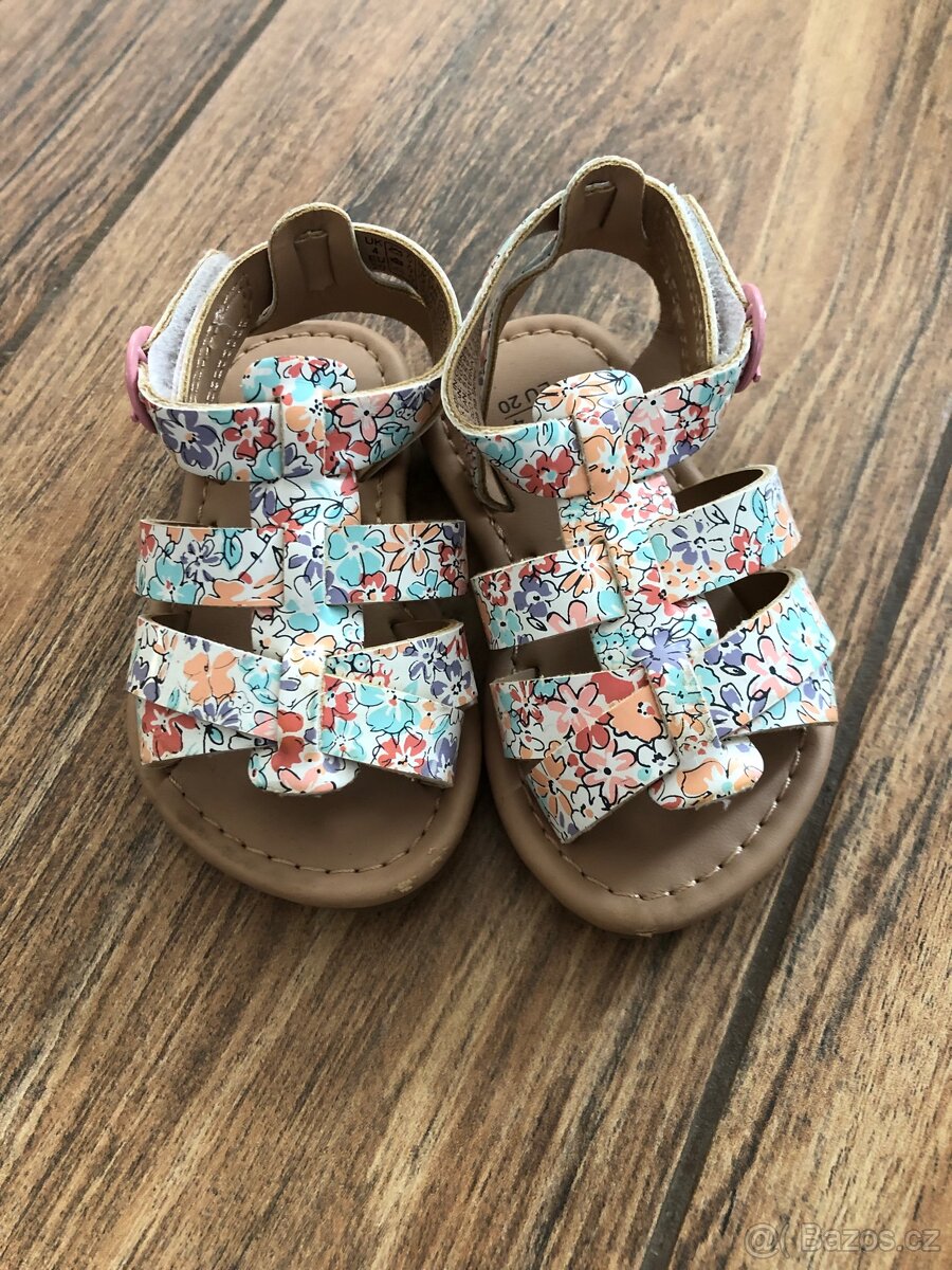 Dětské dívčí sandály – vel. 20
