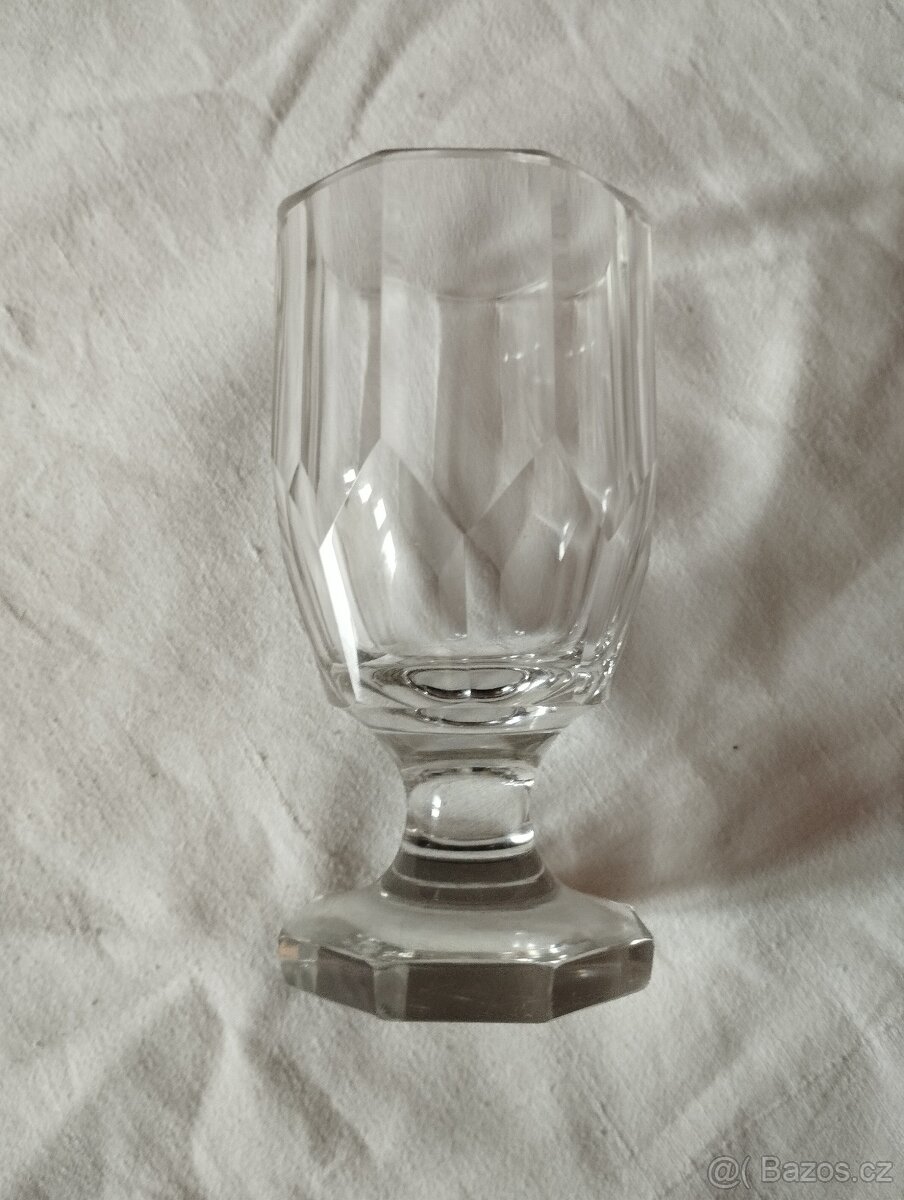 Stará sklenice -grogovka