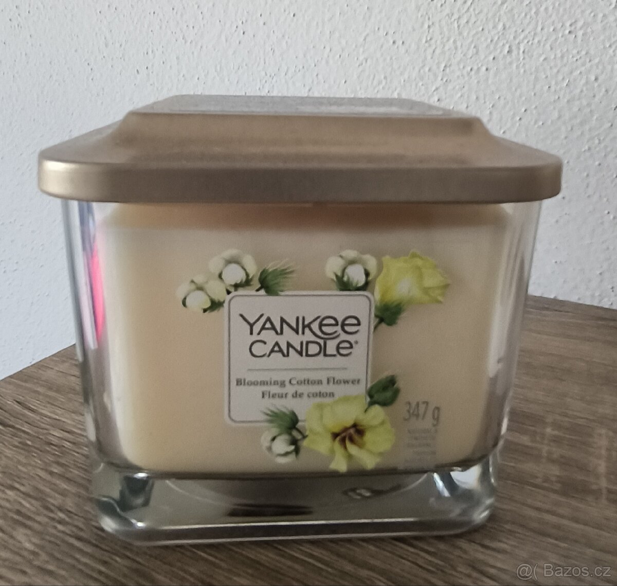Svíčka Yankee Candle Blooming Cotton Flower