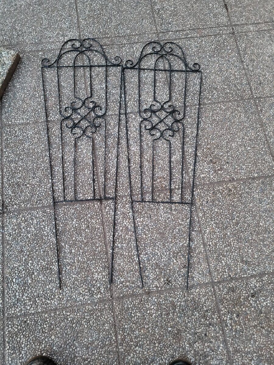 Zápich na popínavé rostliny
