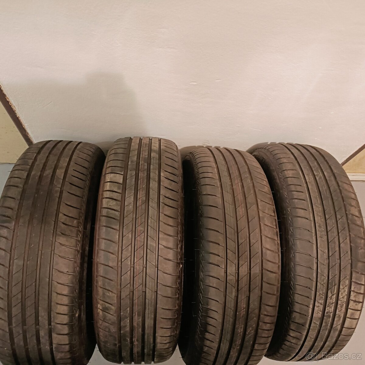 NOVÉ letní pneu Bridgestone 215/60 r17