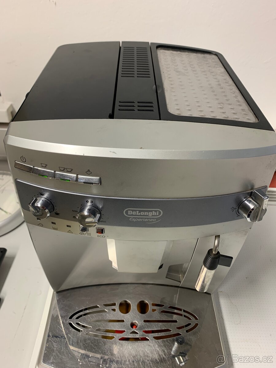 Prodám kávovar Delonghi