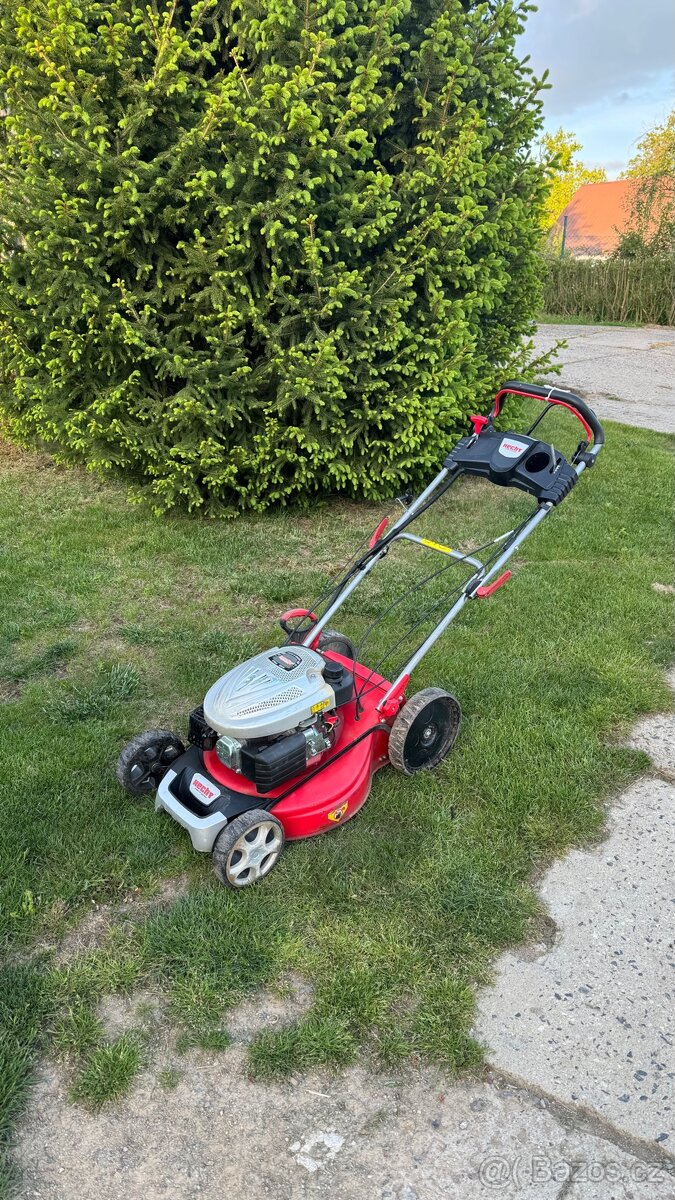 Zahradní sekačka Hecht 173cc 5534SW