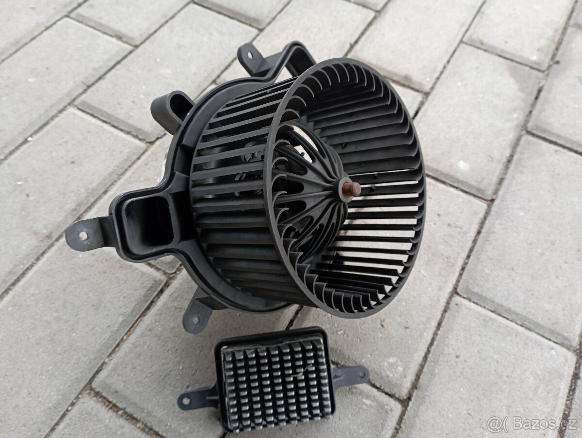 Ventilátor topení Peugeot 5008