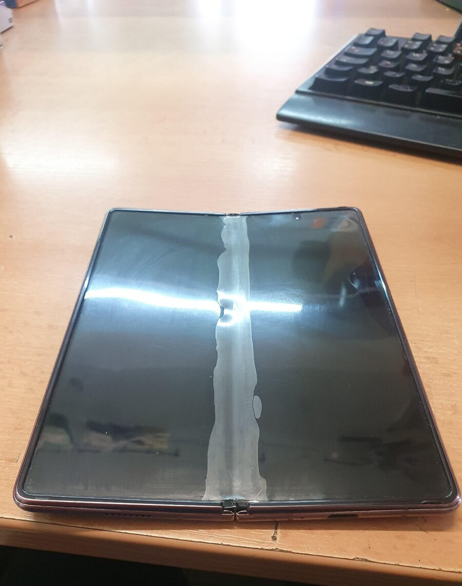 Samsung Galaxy Fold 2