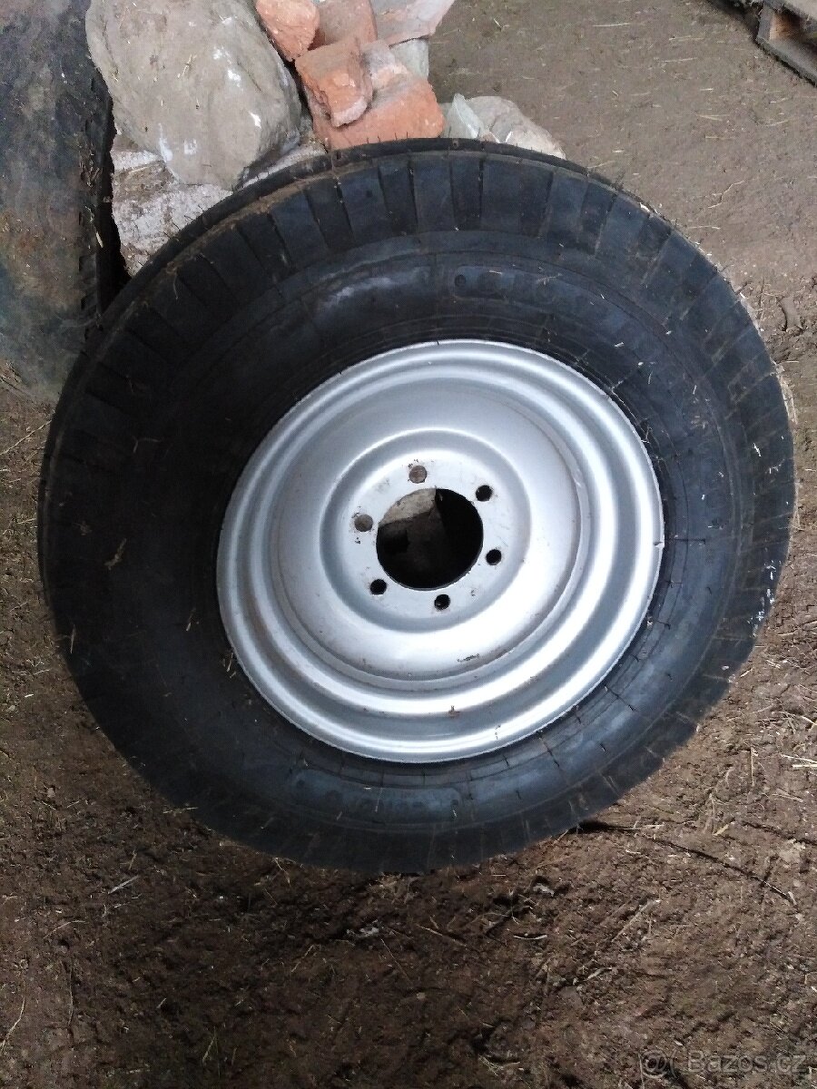 Přední kolo Zetor