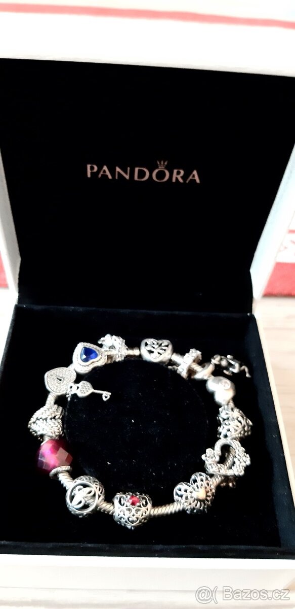 Náramek Pandora